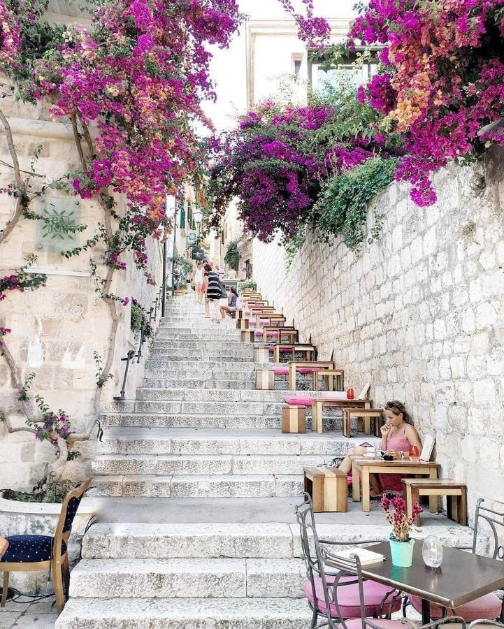 Apartments Luci Hvar Town Luaran gambar