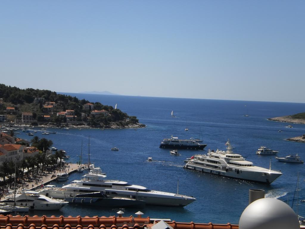Apartments Luci Hvar Town Bilik gambar