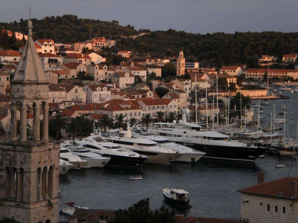 Apartments Luci Hvar Town Bilik gambar