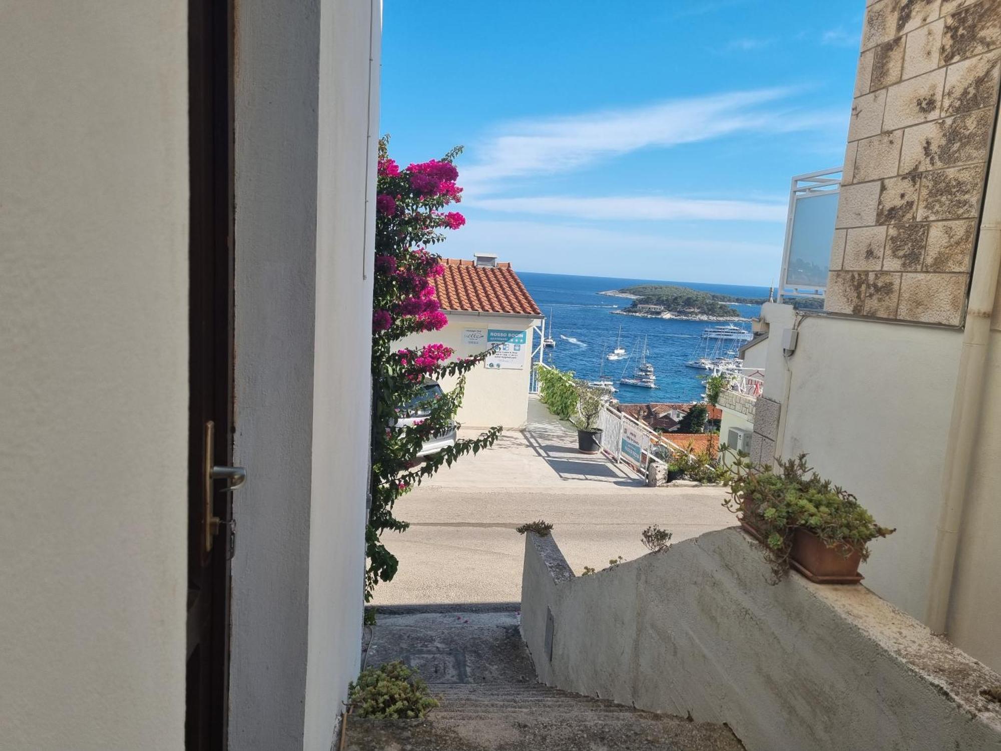 Apartments Luci Hvar Town Bilik gambar