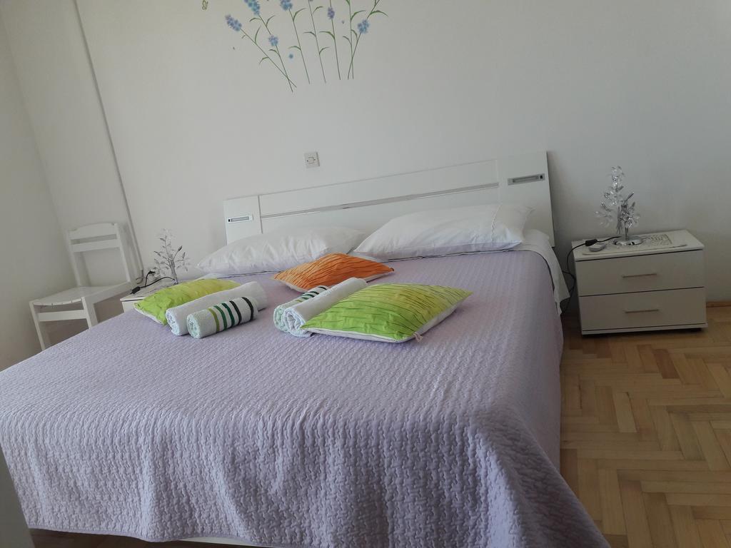 Apartments Luci Hvar Town Luaran gambar